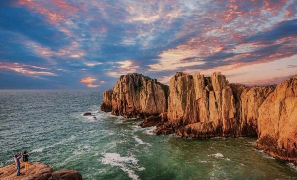 海更蓝了，海鲜肥了，就等你啦！ ——出发打卡嵊泗“蓝鲜”盛宴！ 