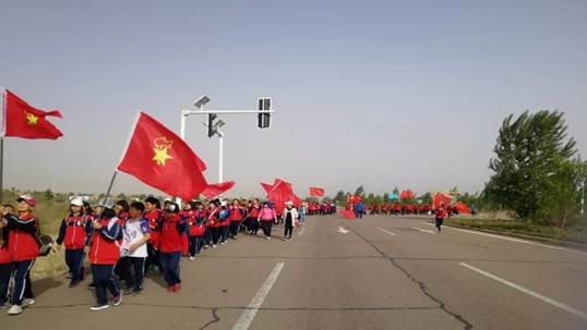 亿利东方学校，在沙漠洪水中重生 
