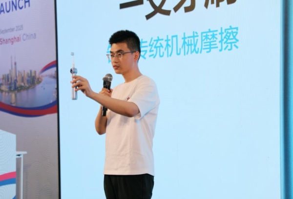 牙医力荐！锐舞喷气式电动牙刷新品于2025FDI世界口腔医学大会惊艳首发 