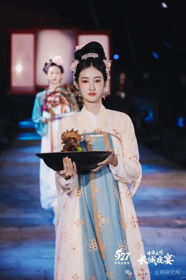 长城为席，节气为引！927中华土鸡文化盛宴惊艳亮相 