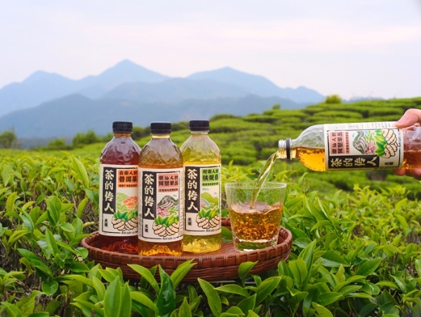 5万瓶茶上市秒光！年轻人为何爱上瓶中名茶？ 