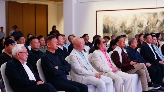 雄安8周年献礼，一场“荷”主题艺术展，照亮雄安的文化底色 