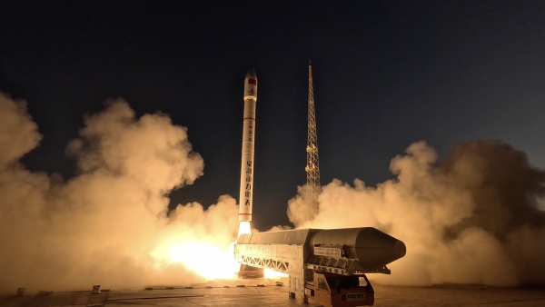 3、2、1上太空了！萨米特瓷砖携手与您开启“星”篇章， “瓷”骋寰宇探索每一寸热爱 