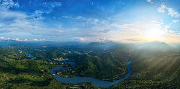 广东虎跳峡国庆盛大开幕，打造一站式治愈型度假新地标 
