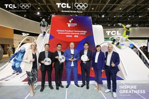 TCL小蓝翼P7新风空调亮相IFA 2025，荣获“AI节能技术金奖”