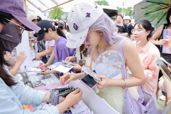 解锁追星新体验！微博奇遇记重塑“双向奔赴”，成为今夏星粉互动天花板 
