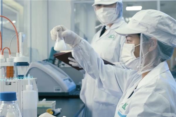 蒙牛自研“活性锁鲜工艺”获国际先进认证， 以全球领先科技定义高端奶粉标准