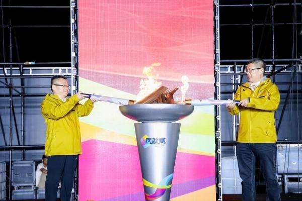 第八届医联赛同心"燃"动大漠，东阿阿胶薪火相传点亮健康之光 
