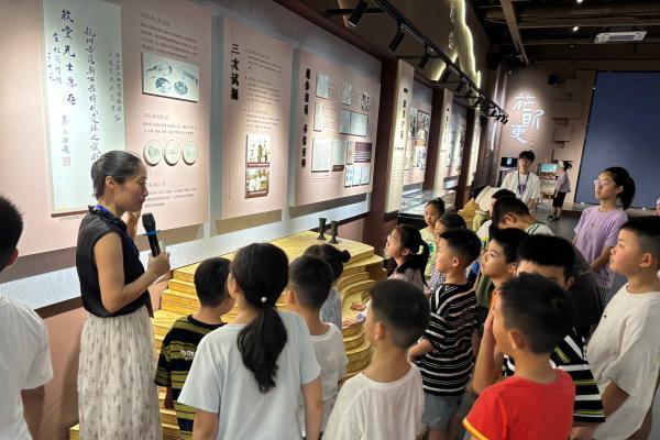 蝉鸣夏深处 成长进行时 良渚施家湾社区共筑暑期成长乐园 