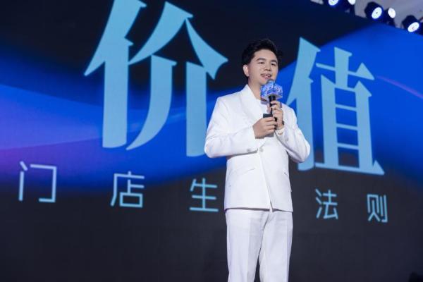 养生创业革命：俏妃云智护机器人破解行业最大人才困境 