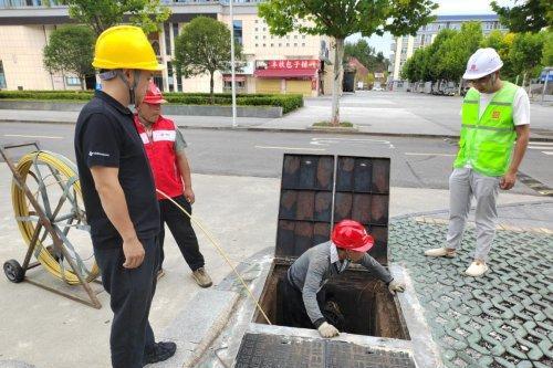 恩施联通全力扩容新建校园基站 筑牢迎新网络“高速路” 