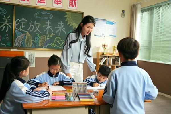 一杯奶的25年守护 全国在校学生迎来“营养开学礼” 