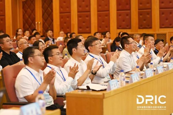 吉科“智”变：AI领航，驱动学校高质量发展新征程 