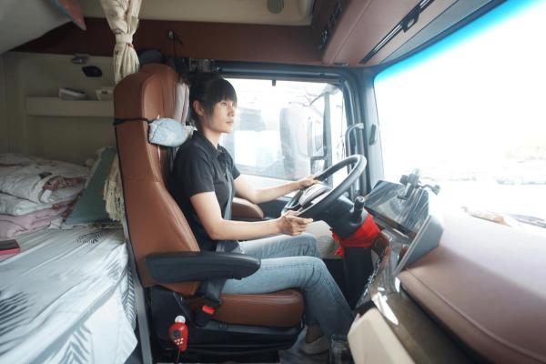 千里货运不发愁！欧曼银河9：刀姐跑遍全国的省油利器与移动小家 