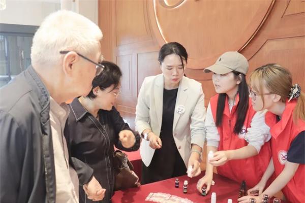 芳香疗愈助力脑健康，欧葆庭养老芳香疗愈发布会成功举办 
