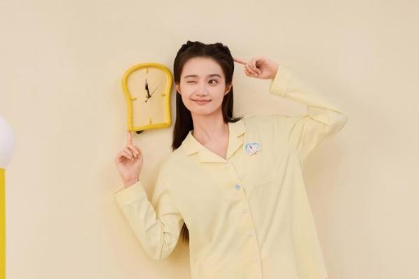 哆啦A梦X猫人限定设计重磅来袭！与你共同穿越甜蜜冬季 