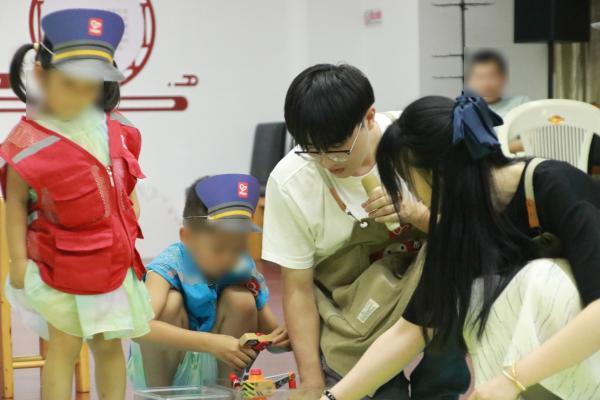 玩学相融探丝路，Hape以玩具承文化，育童心 
