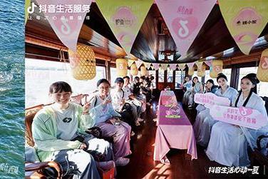以心动体验带动甜蜜消费，助力多商户生意增长 