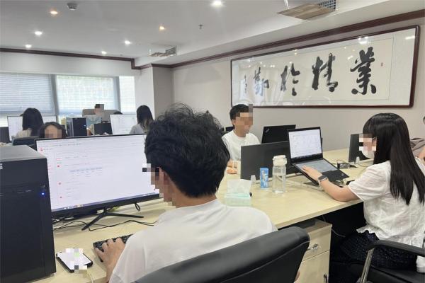 嘎嘎香老饭盒全国门店突破500家，中式快餐迎来“现炒时代” 