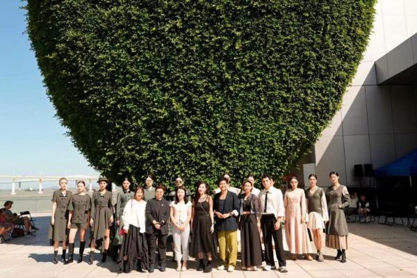 2025丝绸之路国际时装周澳门巡演活动圆满举行，助推本土时尚走向世界！ 