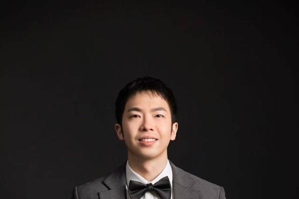 爆款歌曲频出，何泽镔到底掌握了什么密码？ 