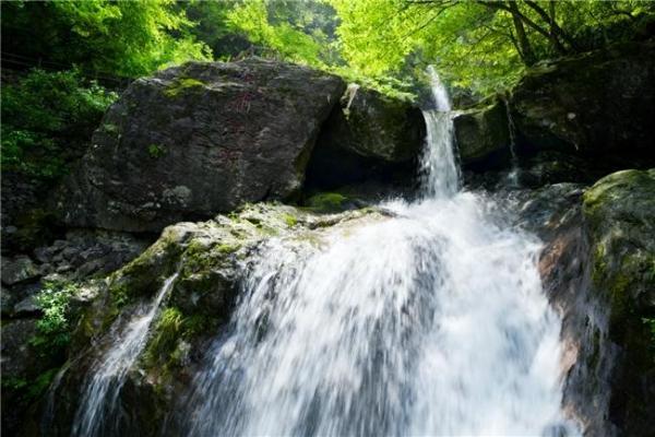 洞庭山矿泉水集团坚守江南优质水源地，构建健康好水护城河 