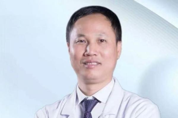 瑞派宠物医生：以仁心守护无言生命，用专业托举宠物健康温情时光 