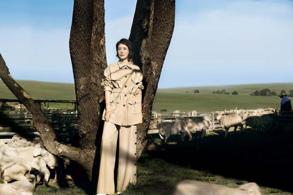 WOOLMARK携手奢华时装品牌PORTS宝姿 以天然美丽诺羊毛共塑「漫游者羊毛衣橱」 