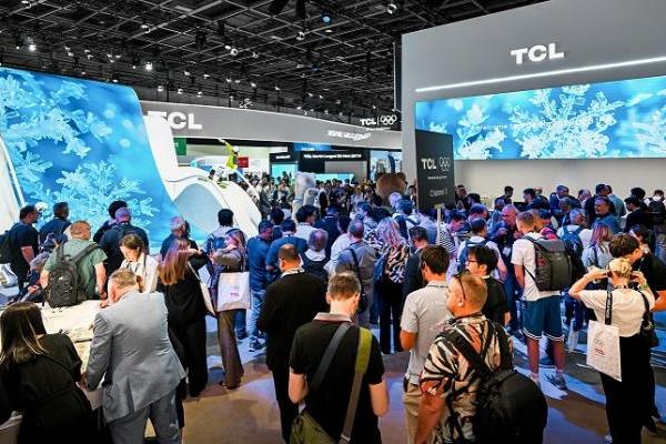 TCL实业携奥运级科技亮相IFA 2025，重塑时尚未来家