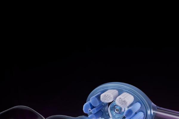 锐舞电动牙刷重塑口腔护理行业格局，开启气泡净齿新纪元 