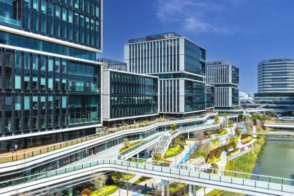 从“规划图”到“实景图” ，长三角绿洲智谷这座融现代与智慧于一体的“科创森林”正展现勃勃生机 