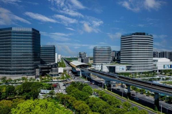 从“规划图”到“实景图” ，长三角绿洲智谷这座融现代与智慧于一体的“科创森林”正展现勃勃生机 