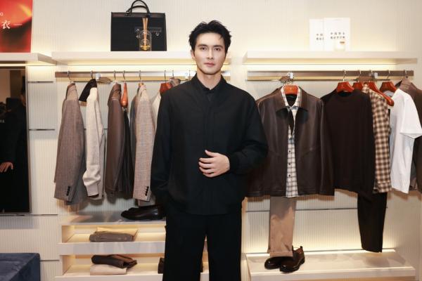 高伟光化身劲霸“明星店长”，“豫”见「全场景 新商务」新风尚！ 