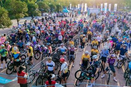 2025 UCI Gran Fondo 世界系列赛 中国杭州站圆满落幕 湘湖、千岛湖两站赛事点燃骑行热潮 
