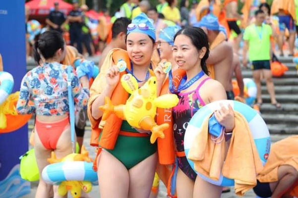 2900名泳士战北江！这份“鸡”祥与热血，准“鸡”中您的心！ 