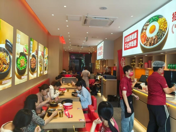 朴大叔拌饭的头部密码，藏在朝鲜族美食基因里 