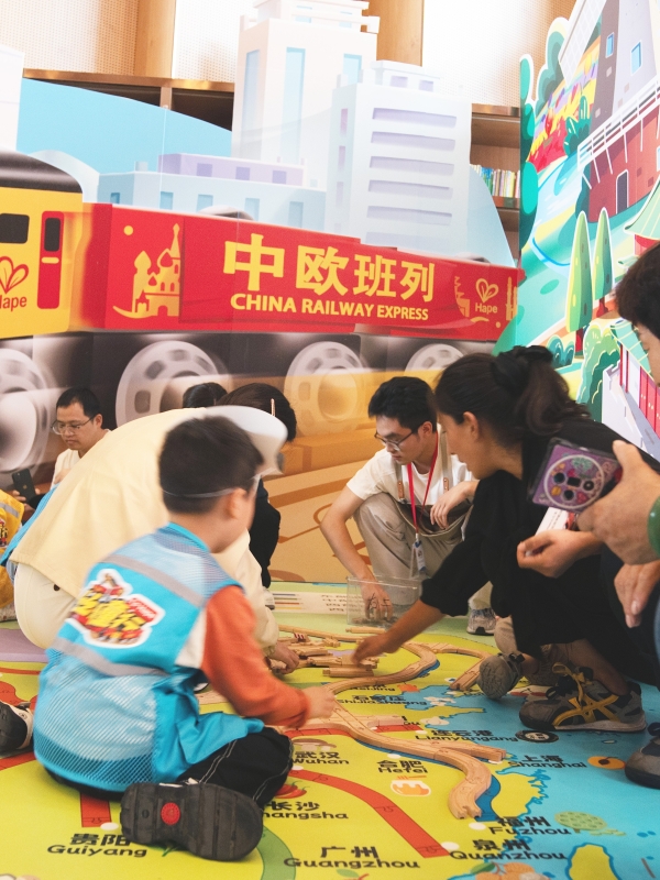 Hape“丝路童行”洛阳限定活动以稚子之手叩响千年文脉 