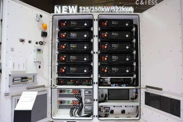 派能科技发布522kWh工商储新品，破解储能行业三大痛点 