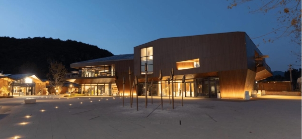 北京山谷:全龄友好社区,重塑三代度假生活新方式 一家三代的山水烟火栖居地