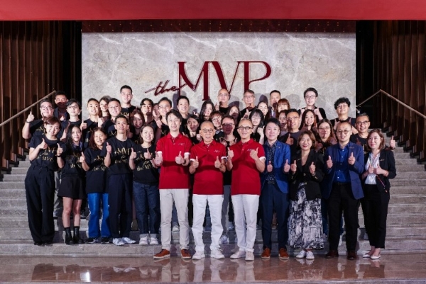 英皇地产新动向：杨受成杨政龙亲力亲为，“the MVP”项目交出亮眼成绩单 