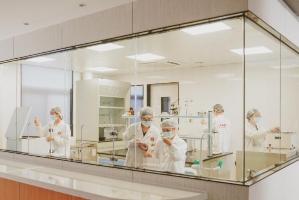 左庭右院鲜牛肉溯源【探索日】走进湖州自家屠场 解锁无抗鲜牛肉的 “安全密码”