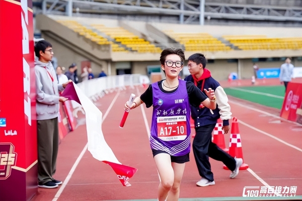 班赛小紫管护航高校百英里西南站 青春赛道共筑战“痘”防线