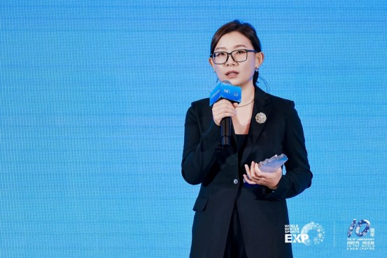 向世界 再出发 2025国际冬季运动博览会开幕 