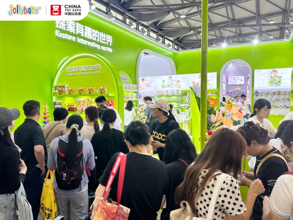 Jollybaby亮相中国玩具展，重磅发布“Baby精灵”AI智能玩具开启情感交互新时代 