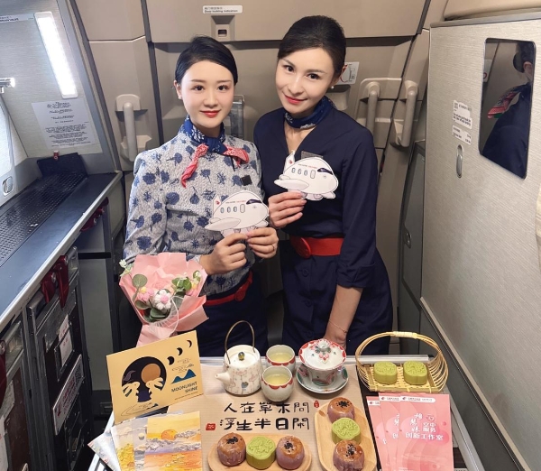 东航空地联动共庆中秋佳节 