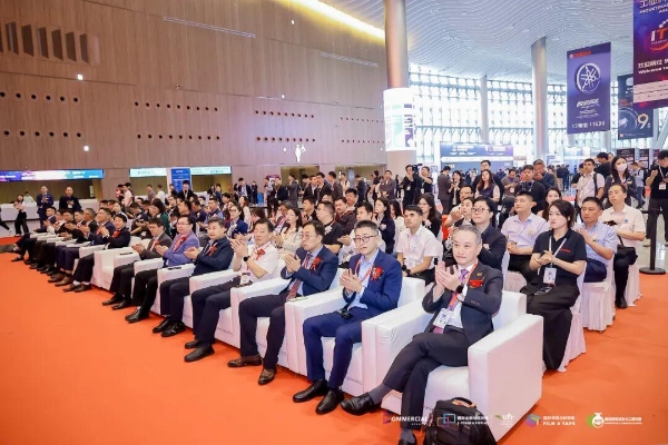 2025深圳国际全触与显示展盛大启幕——走进视觉盛宴,触摸AI+显示科技的时代脉动