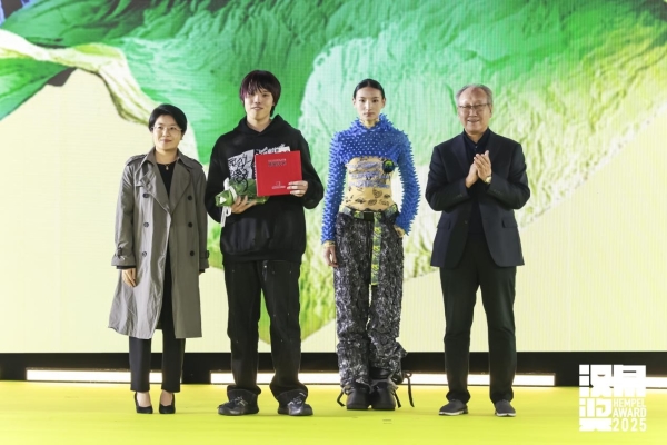 15.jpg 钱塘夜秀,数字赋能:第33届汉帛奖重塑时尚产业新范式