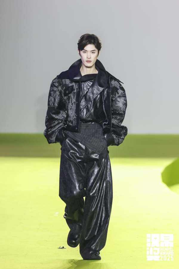 8.jpg 钱塘夜秀,数字赋能:第33届汉帛奖重塑时尚产业新范式