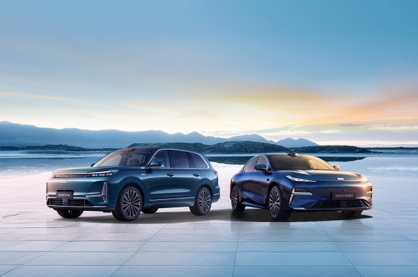 吉利汽车获2025杭马冠名合作伙伴授牌