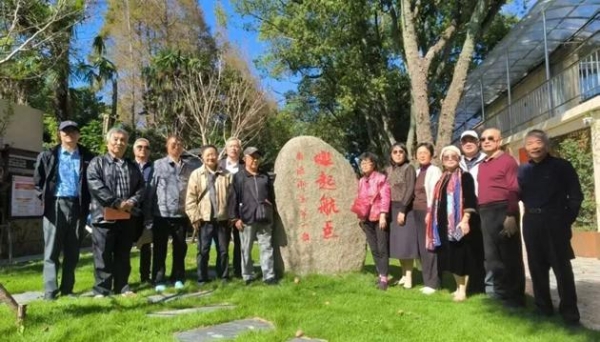 重阳敬老传美德,红色记忆励初心 | 思乐得重阳系列活动温暖启幕,共叙家国情怀